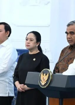 Protes Nasional Memuncak, Pemerintah Umumkan Pemangkasan Tunjangan DPR Rp50 Juta